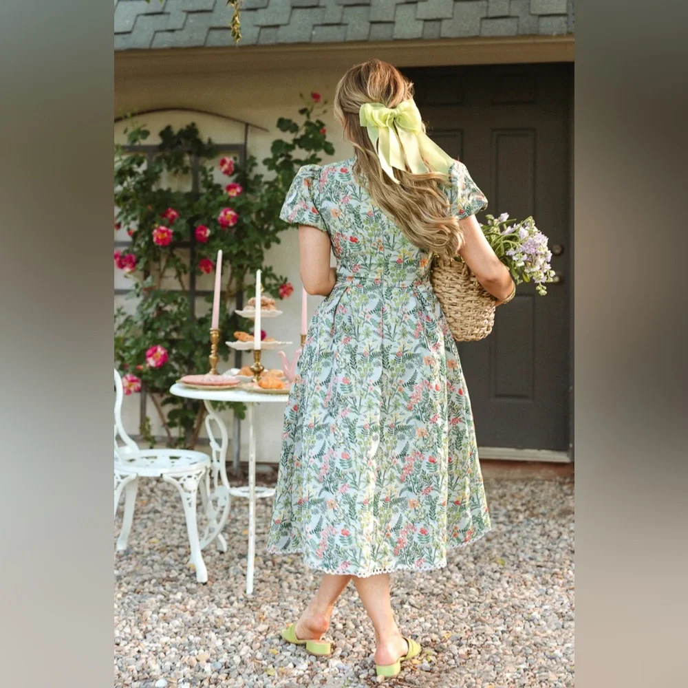 NEW Ivy City Co Avalon Floral Brocade Midii Puff Sleeve Bow Dress Sz 16 - Picture 7 of 17